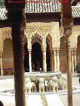 Alhambra. Fuente de los Leones. 