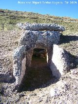 Dolmen 69. Entrada