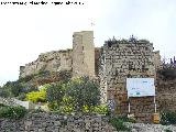 La Mota. Murallas. Torren de Santo Domingo I y al fondo la Torre de la Crcel