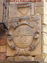 Palacio de los Coello de Portugal. Escudo derecho