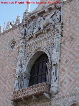 Palacio Ducal. Balcn a la Piazzetta