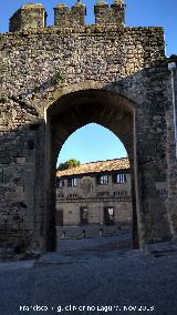 Arco de Villalar y Puerta de Jan. Puerta de Jan