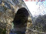 Puente Medieval del Arroyo Salado. Lateral sin escudos