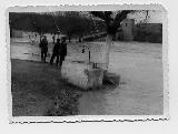 Puente del Obispo. Riada del Guadalaquivir de 1963. Fotografa propiedad de D. Sebastian Rivera Leiva