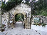 Santuario de Ntra Sra de Cuadros. Puerta de la lonja