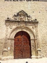 Iglesia de Santiago Apstol. Portada