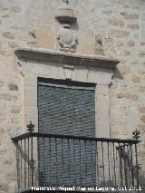 Casa de la Plaza Serrano San Martn. Balcn