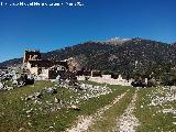 Castillo de Mata Bejid. Con el Almadn al fondo