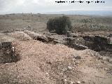 Cstulo. Termas de la Casa del Olivar. Acceso a las escaleras que bajan a las letrinas (bveda de ladrillo)