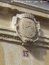 Casa de la Calle Patrocinio de Biedma n 13. Escudo