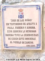 Casa de las Nias. Placa