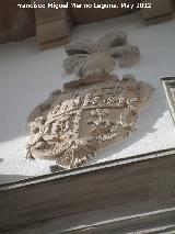 Casa de la Calle Cervantes n 4. Escudo