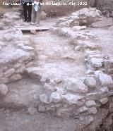 Marroques Bajos. Puerta y calle de acceso al cuarto anillo