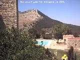 Castillo de Abrehuy. Piscina del parador sobre el Abrehuy