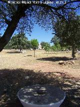 Santuario Ntra Sra de Nazaret. Al fondo la ermita