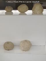 Palacio ibero del Cerro de la Merced. Fusayolas. Exposici�n en el Museo Ibero de Ja�n