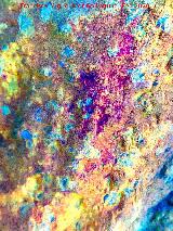 Pinturas rupestres Abrigo Este de las Pe�as de Castro III. Tratada con Dstretch