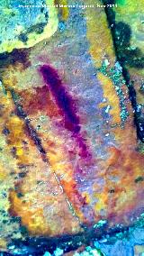 Pinturas rupestres y grabado del Cimbarrillo. Tratada con Dstretch