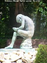 Fuente de los Jardines de Jabalcuz. Escultura capitolina del Espinario