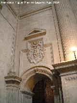 Catedral de Jan. Fachada Interior. Paso de la Puerta de los Fieles a la Puerta del Perdn