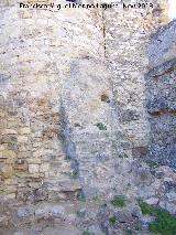 Castillo de La Guardia. Torren Circular. Arranque de muralla antiguo