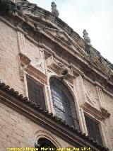 Catedral de Jan. Fachada Sur. Vidrieras y cicatrices