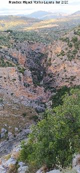 Los Ca�ones. Desde las cercan�as del Abrigo del Almendro