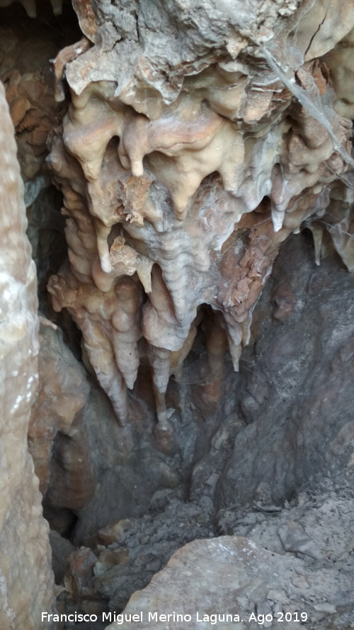 Espeleotemas de la Cantera del Chozo - Espeleotemas de la Cantera del Chozo. 