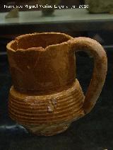 Plaza de la Constitucin. Jarra Almohade siglos XI-XIII. Museo Provincial de Jan