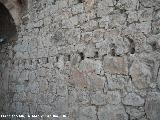 Castillo Nuevo de Santa Catalina. Torre de la Capilla. Huecos de haber habido construcciones adosadas a la muralla