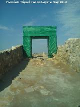 Venciendo la luz en el equinocio Oppidum Puente Tablas. Puerta del Sol. Venciendo la luz en el equinocio