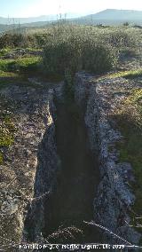 Castelln de Caviedes. Grieta o sima