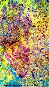 Pinturas rupestres y petroglifos Cueva del Clarillo. Tratada con Dstretch