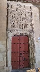 Iglesia de San Benito. Portada