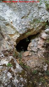 Cueva neoltica de los Corzos. Entrada