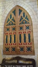 Catedral de Santa Mara. Capilla Mayor. Ventana gtica en el centro de la Girola que da a la Girola