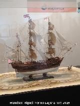 Charles Robert Darwin. Maqueta del Beague. Paleomgina - Bedmar