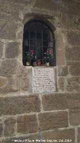 Puerta del Barbudo. Hornacina