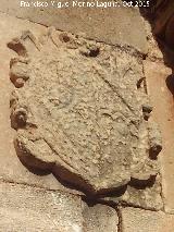 Palacio de Los Molina de la Cerda. Escudo derecho