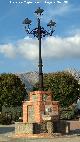 Farola y Fuente de la Plaza de los Jilgueros