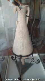 Ánfora vinaria romana siglo I - II d.C. Teatro Municipal Oppidum del Cerro Miguelico. Ánfora vinaria romana siglo I - II d.C. Teatro Municipal