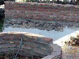 Restos de los ladrillos originales Lavadero de la Noguera. Restos de los ladrillos originales
